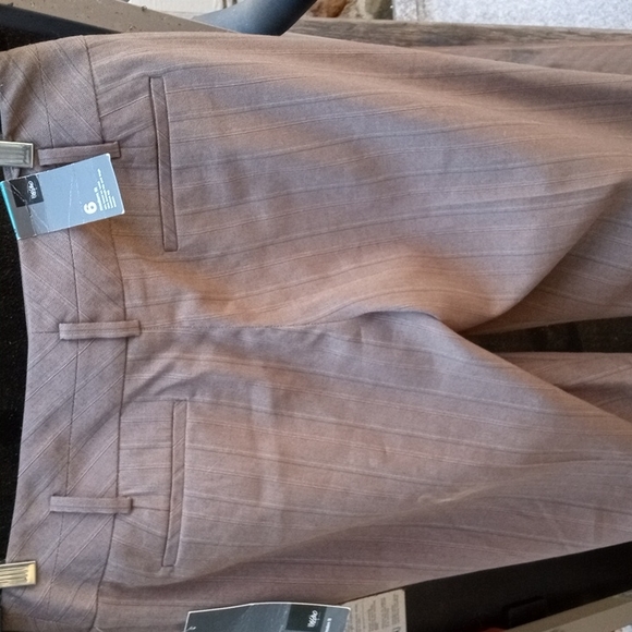 Mossimo Modern Fit Bootcut Leg size 6 BNWT.. - Picture 4 of 9